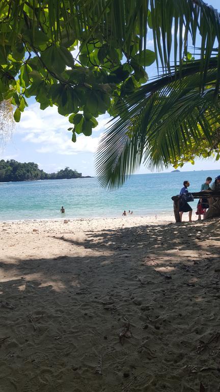 Cabinas Paraiso Pez Vela Quepos Luaran gambar